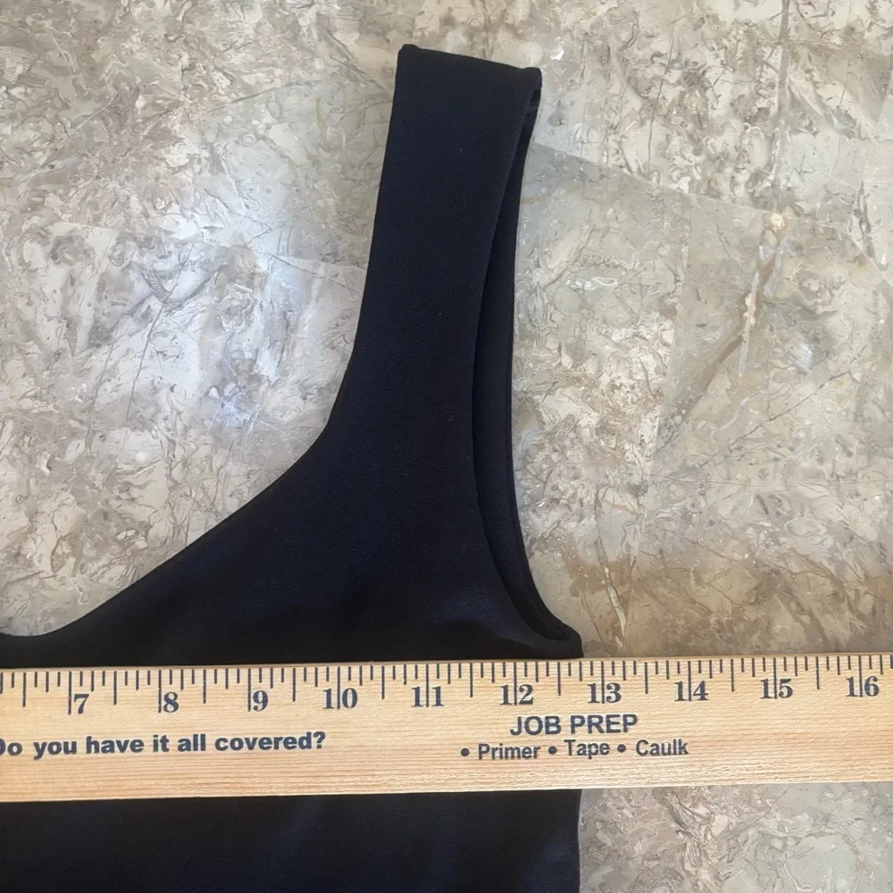Intimately Free People Black V-Neck Bodysuit M/L – Everyday Essential